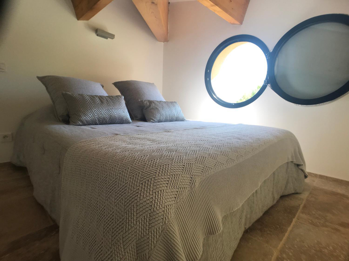 Bedroom 2, Mer et Provence, Var