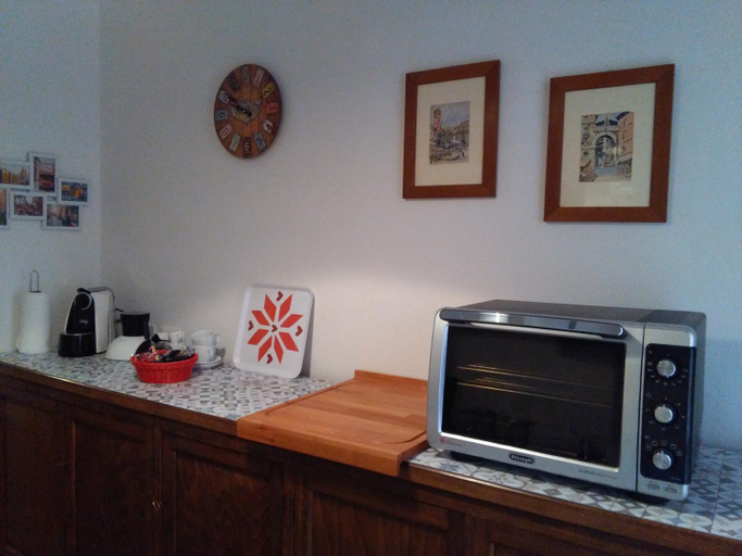 Others 5, B&B Mameli 41, Verona