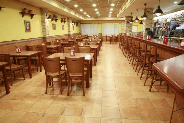Food & Drinks 4, HOSTAL EL POLIGONO, Albacete