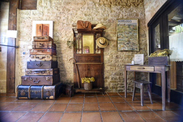 Public Area, Palacio de Orisoain, Navarra