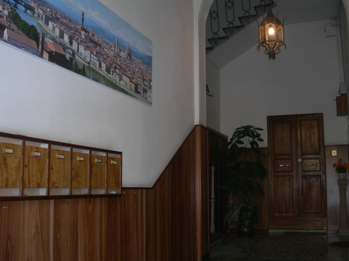 Others 4, B&B Porta San Frediano, Florence