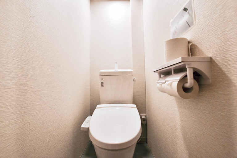 Bathroom 9
