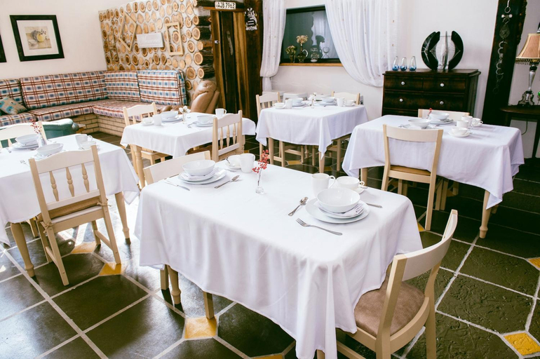 Food & Drinks 4, LaFleur Guesthouse & Garden Venue, Dr Kenneth Kaunda