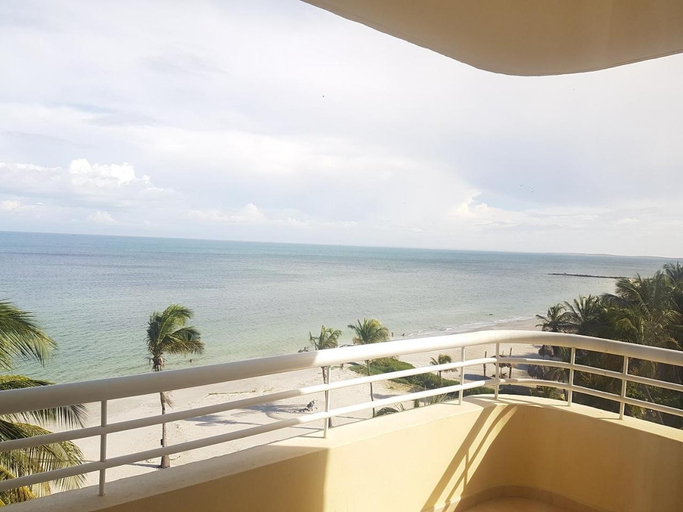 Others 3, Beach View Palace, Mariño