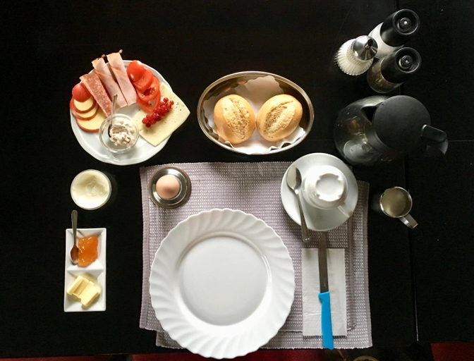 Food & Drinks, Pension Akropolis, Pinneberg