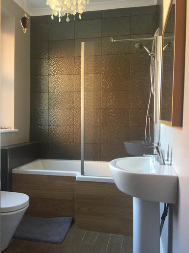 Bathroom 2, Collingwood House Tynemouth, North Tyneside