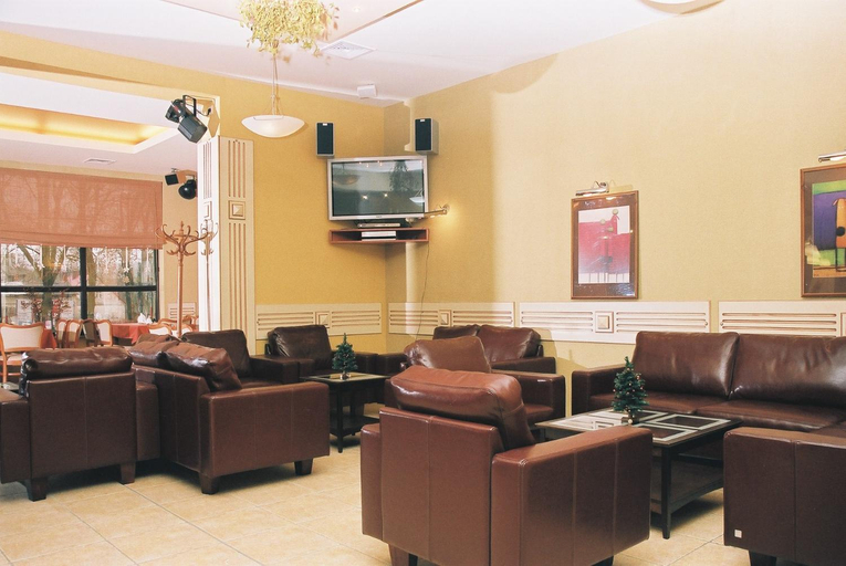 Others 4, Hotel Piast, Gryfino
