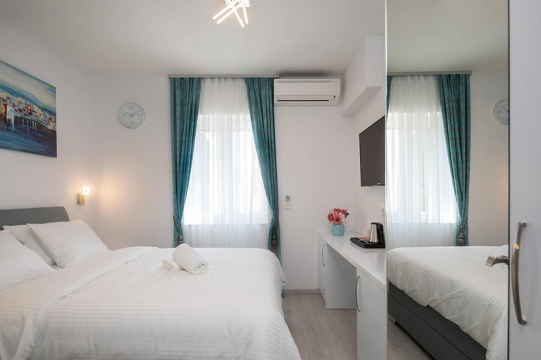 Others 5, Luxury Studios & Rooms Seven, Split