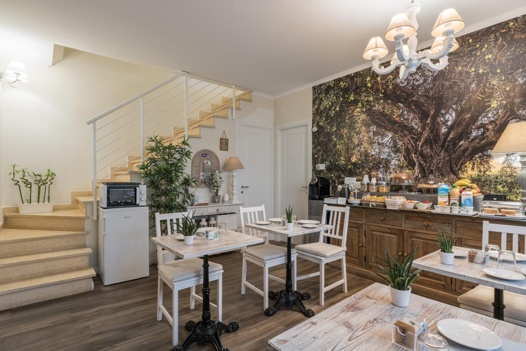 Food & Drinks 5, B&B L'Ulivo Fiumicino, Roma
