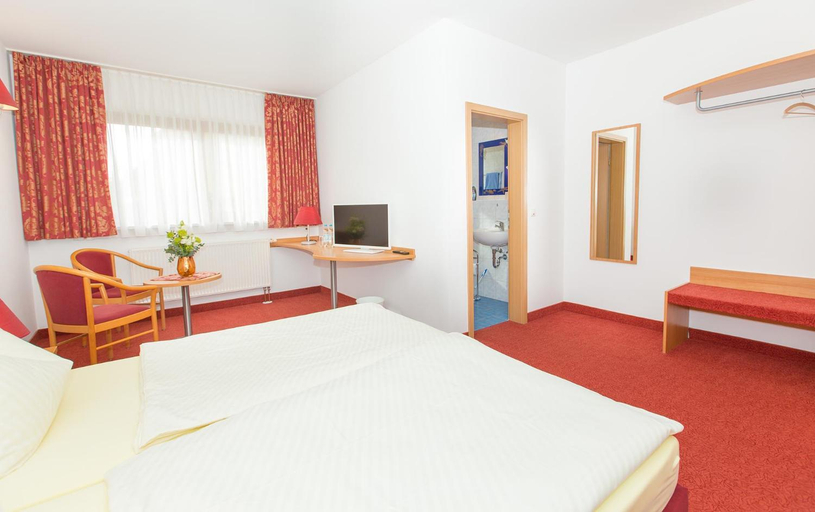 Others 2, Steigerwaldpension, Kitzingen