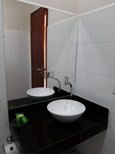 Bathroom 2, Flats Premium Jabaquara, Parati