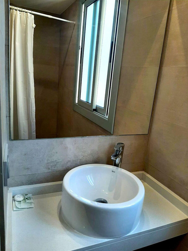 Bathroom 3, Hostal Sant Ramón, Barcelona