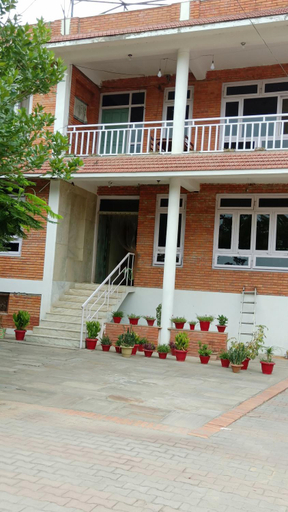Others 2, 行者之家SUNFLOWER, Lumbini