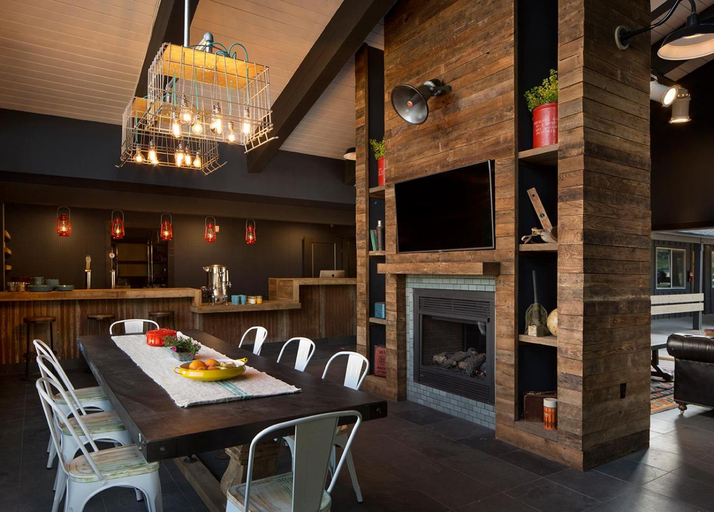 Food & Drinks 5, Basecamp Tahoe City, Placer