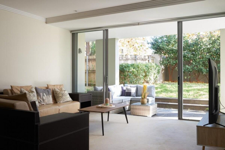 Others 5, Warrawee Garden - Premium 3 bedroom apartment, Sydney