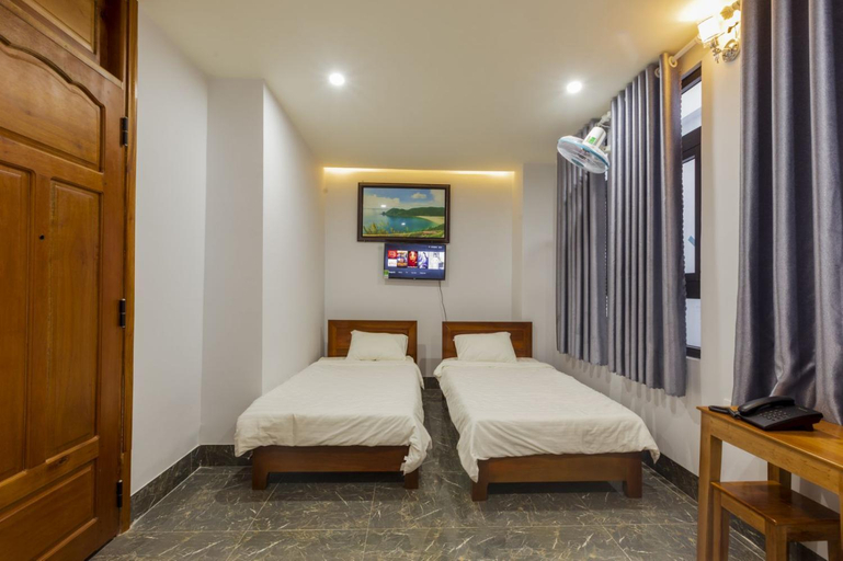 Bedroom 16