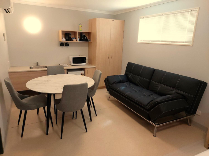 Others 4, Lake Tyrrell Accommodation LTA, Buloke  - North