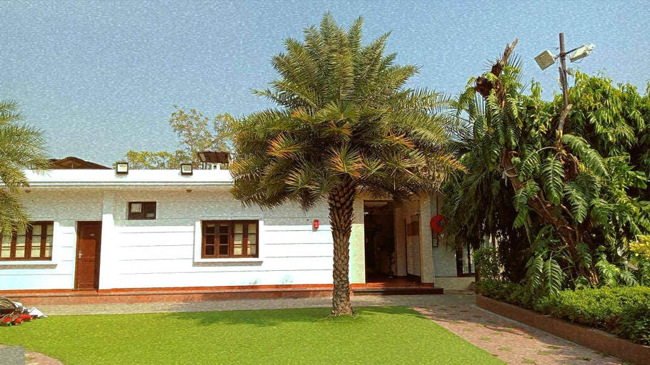 Exterior & Views 2, Status Club Resort, Kanpur Nagar