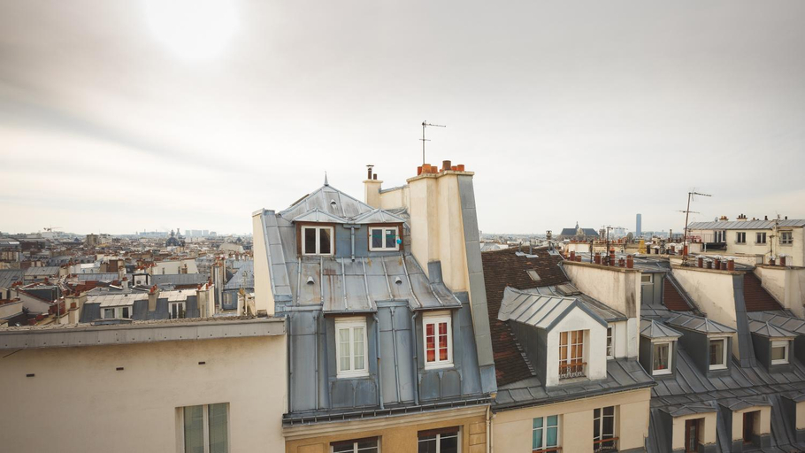 Others 4, Hotel Bonne Nouvelle, Paris