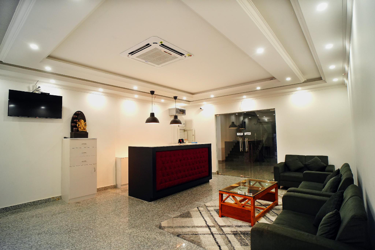 Others 2, Kailath Hotels, Pathanamthitta