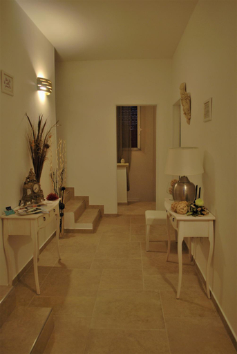 Others 5, I 7 Peccati, Lecce