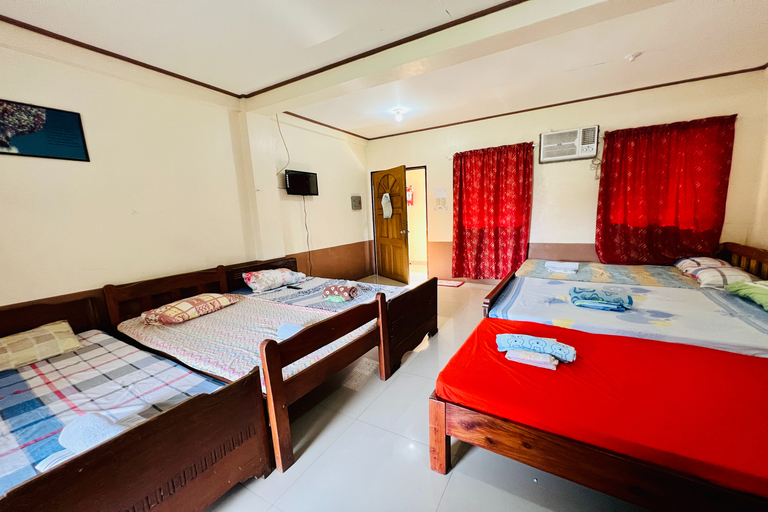 Bedroom 2, MC's L Transient House, Bantay