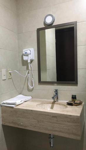 Bathroom 4, Harbour Inn - Veracruz, Veracruz
