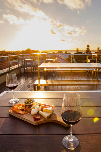 Food & Drinks 5, Vue Grand Hotel, Queenscliffe