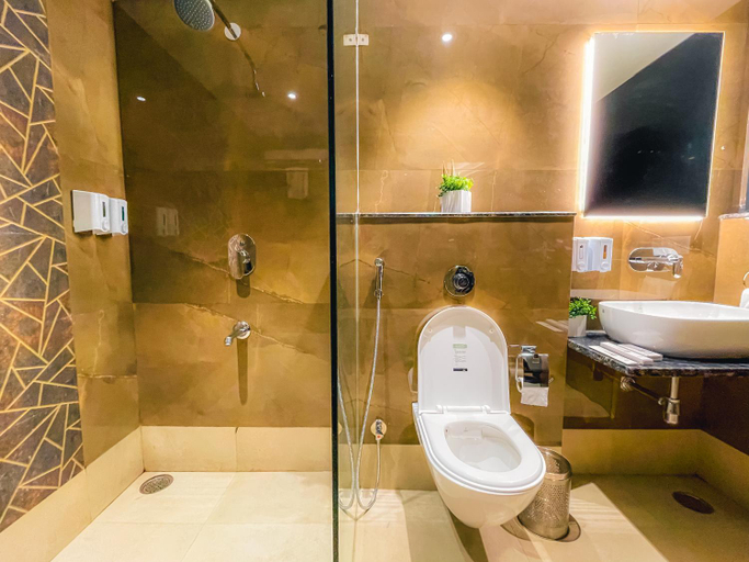 Bathroom 4, Jardin Hotels, Indore