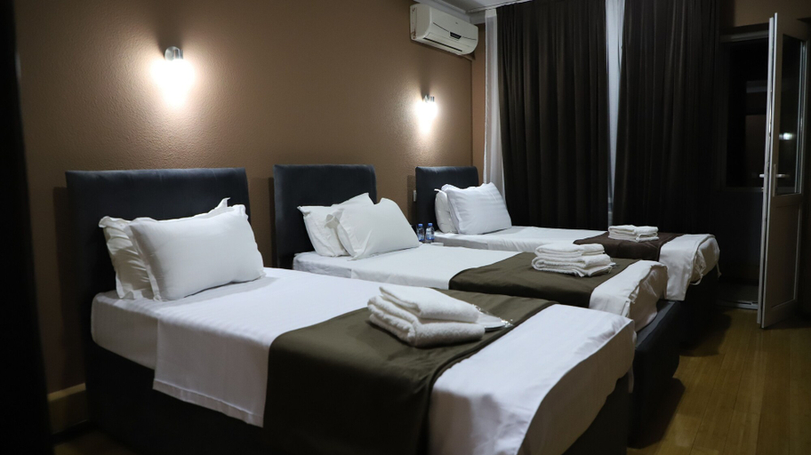 Bedroom 4, Grand Avenue Hotel, Tashkent City