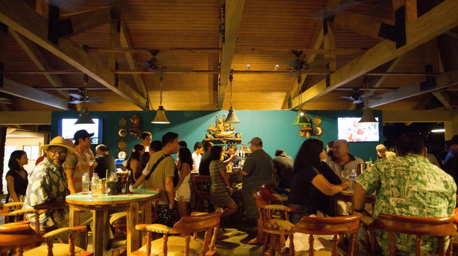 Food & Drinks, Cove Resort Palau