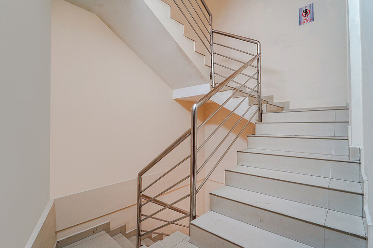 Others 3, Fabhotel Central Inn Residency, Ernakulam