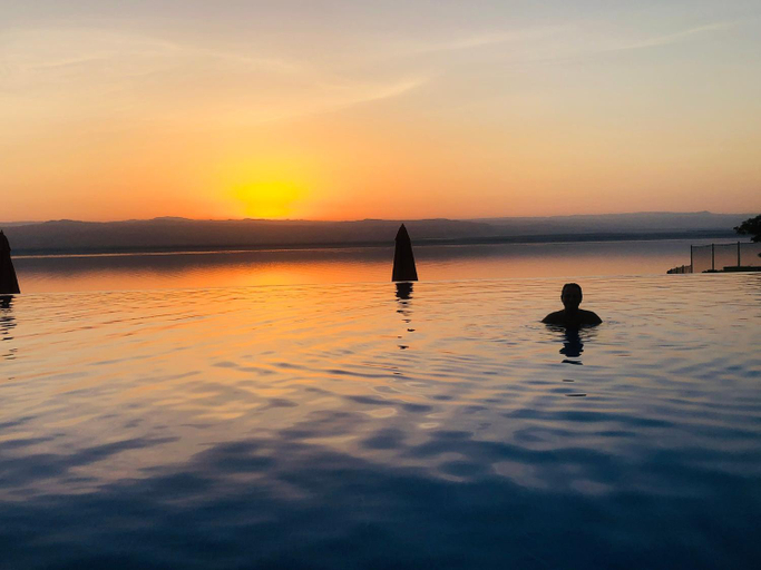 Others 2, Porto dead sea, Madaba