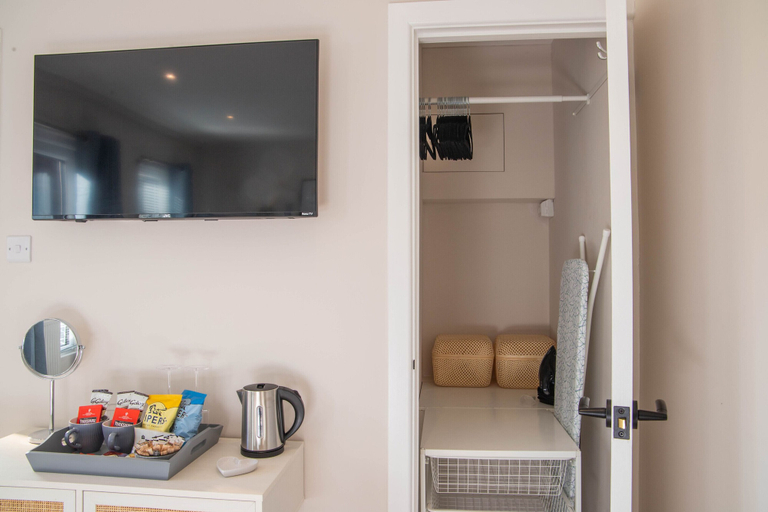 Others 3, Bridgeside Rooms, Shropshire
