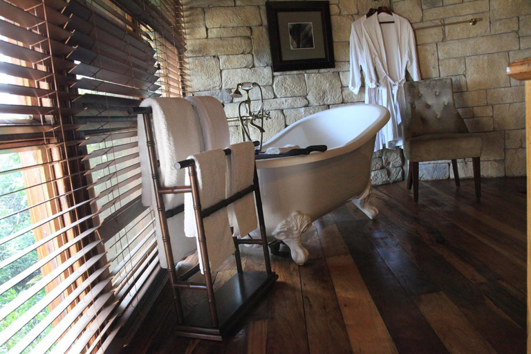 Bathroom 4, Serena Mivumo River Lodge, Rufiji