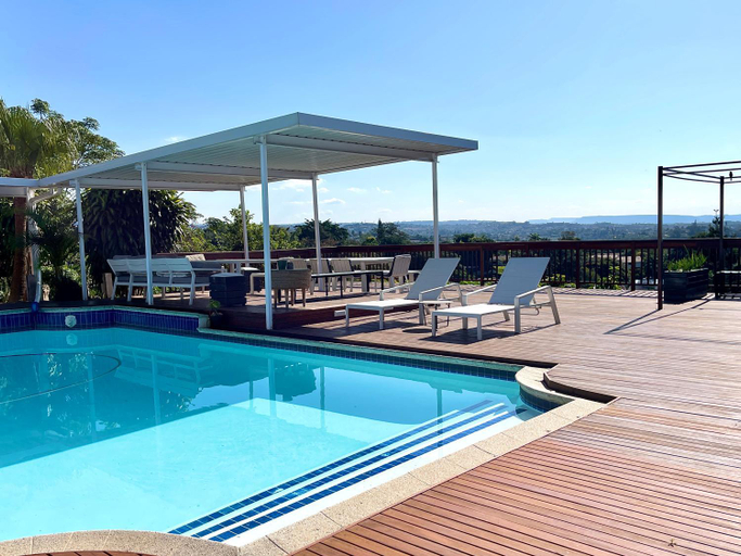 Others 4, Lochry Guest Suite, eThekwini
