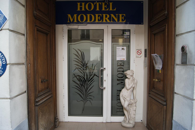 Others 3, Hôtel Moderne, Val-de-Marne