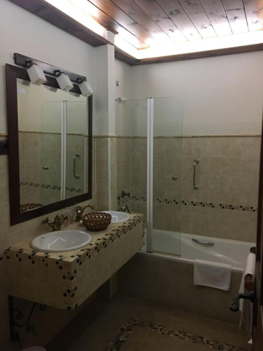 Bathroom, El Barondillo, Madrid