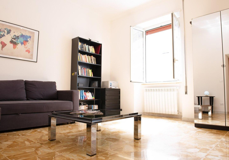 Others 5, Michelangelo Apartment, comfy flat in central area, Roma