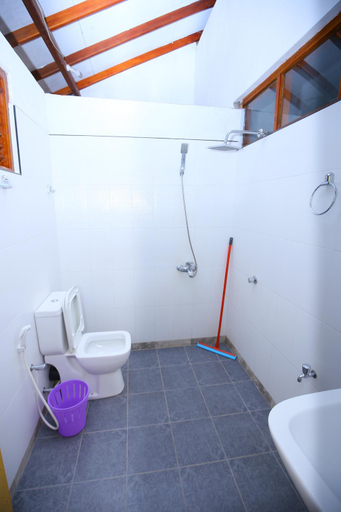 Bathroom 2, Rose Villa Ella, Ella