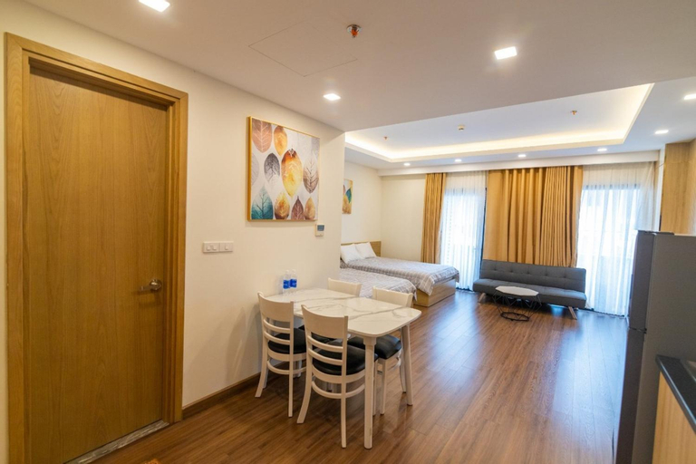 Dining Room 17