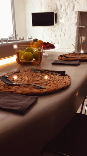 Food & Drinks 3, Il Fico Deluxe, Brindisi