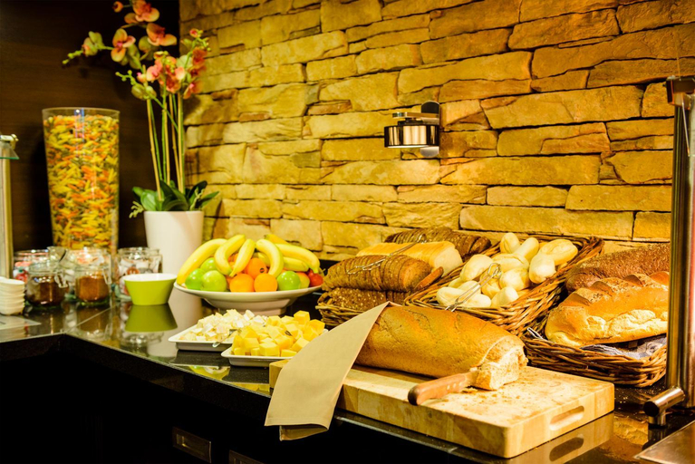 Food & Drinks 5, Fletcher Hotel Restaurant Rooland, Arcen en Velden