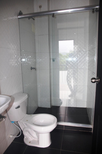 Bathroom, HOTEL ANAPOIMA PLAZA IN, Anapoima