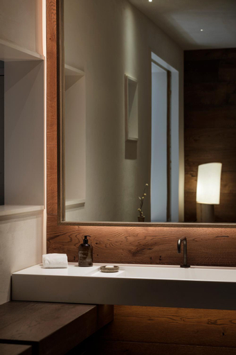 Bathroom 6