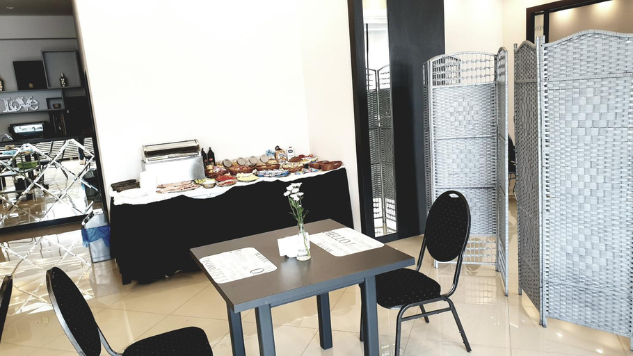 Others 4, Hotel Bukowiec, Legionowo