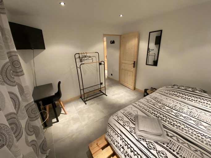 Others 4, Chambre privee, Seine-et-Marne