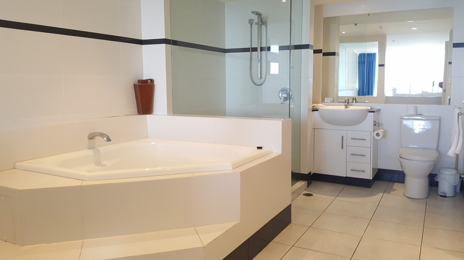 Bathroom, The Penthouses Apartments, Gold Coast