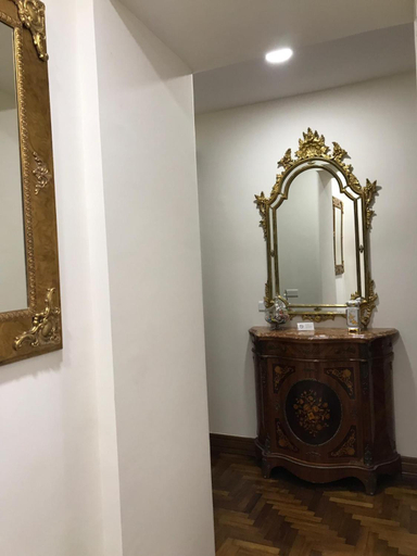 Others 2, B&B Foria 210, Napoli
