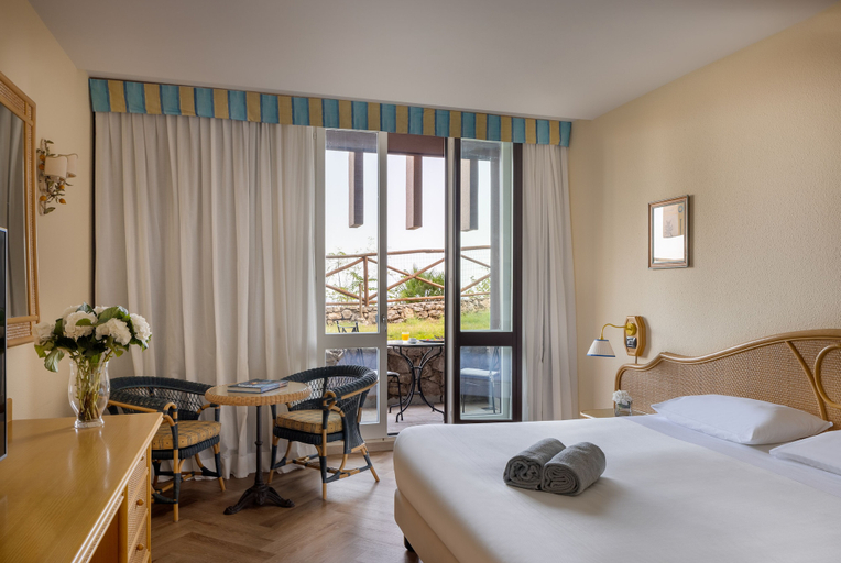 Bedroom 3, UNA Hotels Capotaormina, Messina